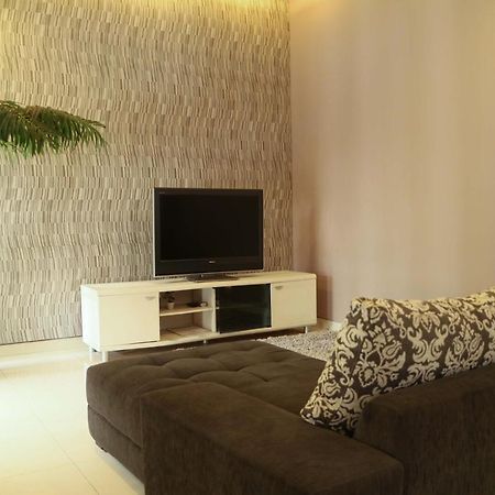 Rumah Teteh - Plemburan Kejayan Ngoại thất bức ảnh