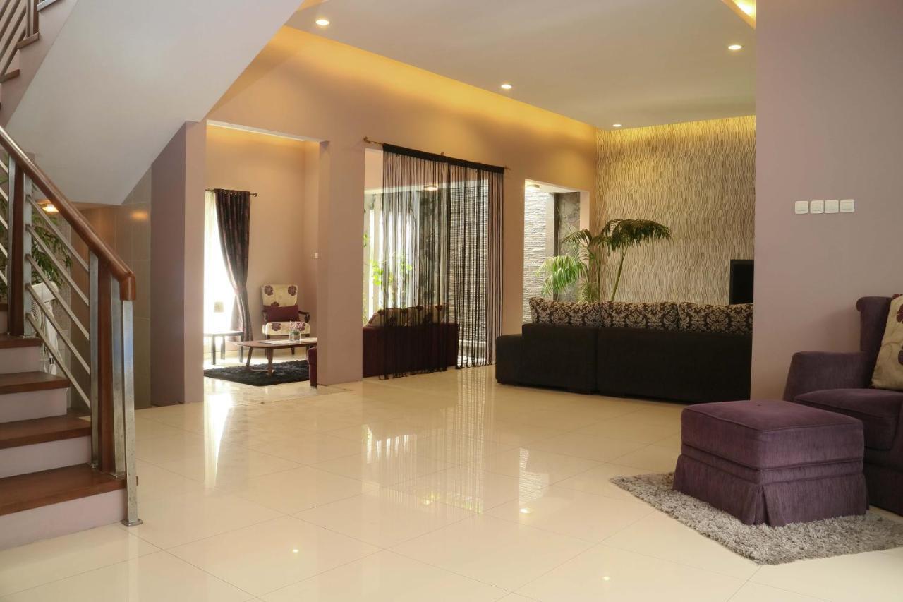 Rumah Teteh - Plemburan Kejayan Ngoại thất bức ảnh